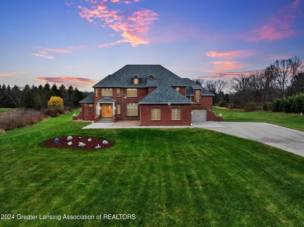 50 Victorian Hills Dr, Okemos, MI 48864