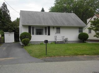 8 Myers Ct, Albany, NY