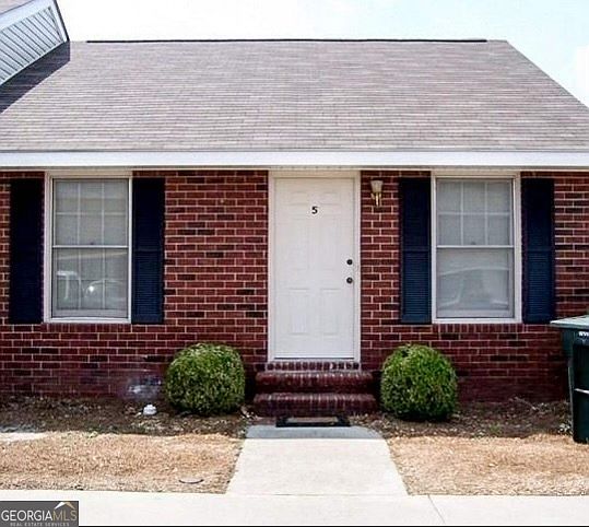 1st image of 140 Lanier Dr #5