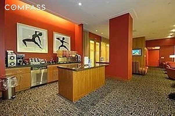 Rented by Compass | media 53
