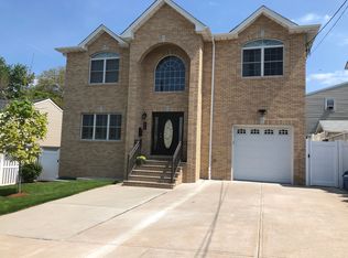 276 Paulanne Ter, Secaucus, NJ 07094