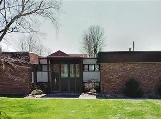 1 Sunset Dr, Freeburg, IL 62243
