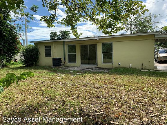 2nd image of 125 NE Prima Vista Blvd