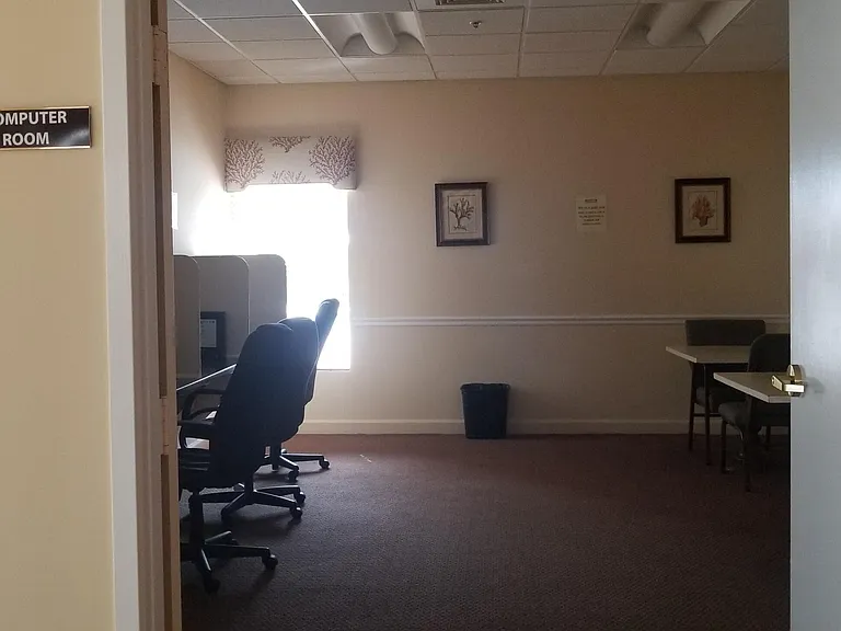 2400 NE 1st Ln #206 — Photo 24