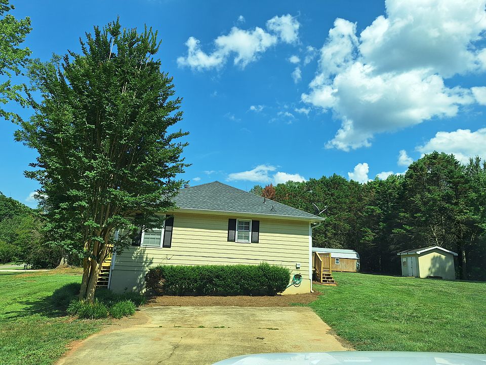 2nd image of 1420 Norton Rd
