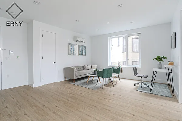 Rented by ERNY LLC | media 37