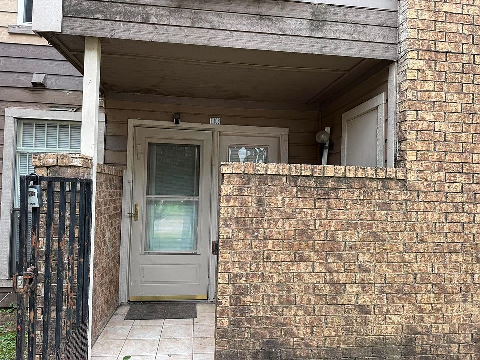 1st image of 9809 Walnut St APT E108