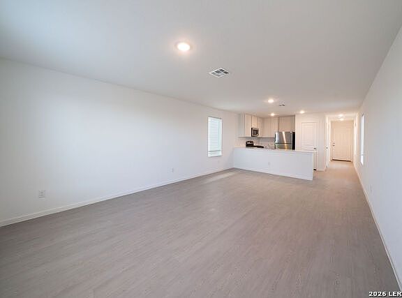 4th image of 11830 Spiderwort Rdg