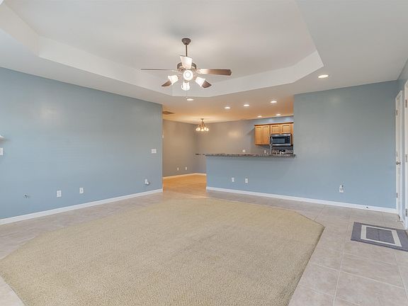 4th image of 6127 Porterfield Dr