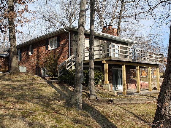 3rd image of 15984 Vine Ln