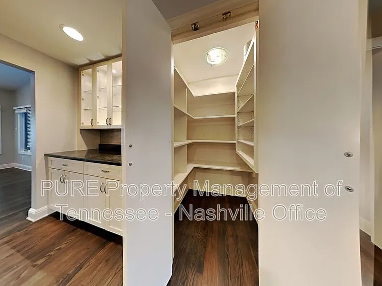 3818 Woodmont Ln — Photo 16