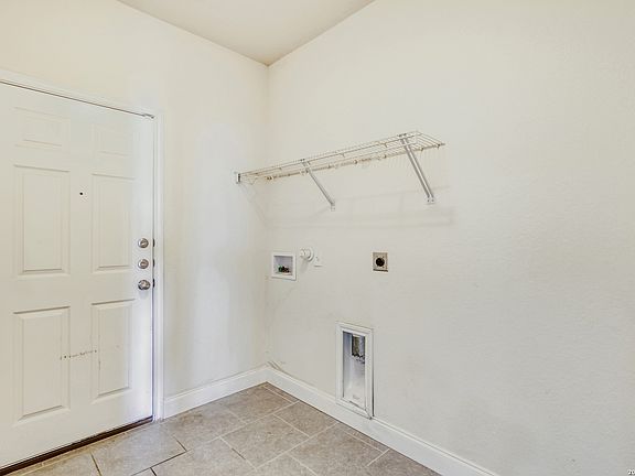 5th image of 7231 Capricorn Way