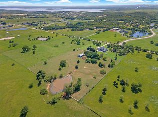 2600 New Hope Rd, Crossroads, TX 76227
