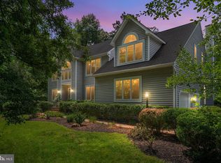 1499 Westcliff Dr, Pasadena, MD 21122