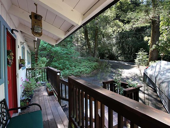2nd image of 130 Brook Ln