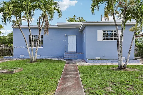 1045 NW 115th St Photo 1