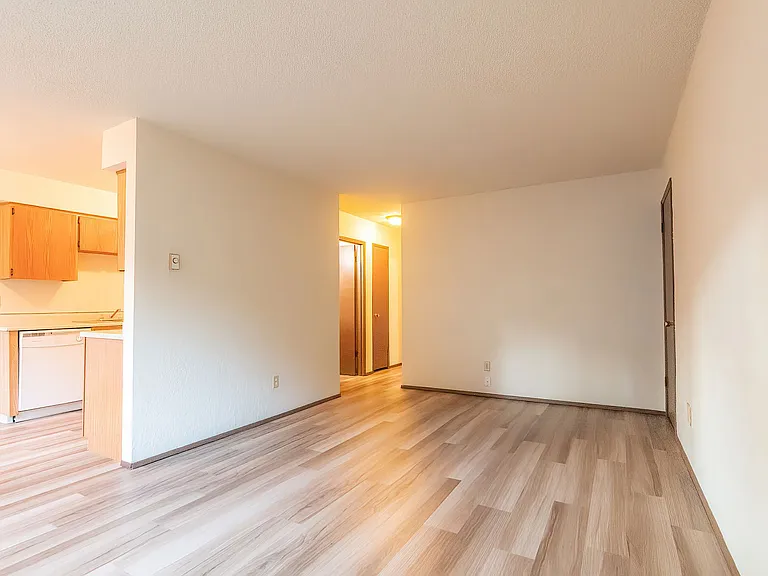 2232 SE Pine St — Photo 16