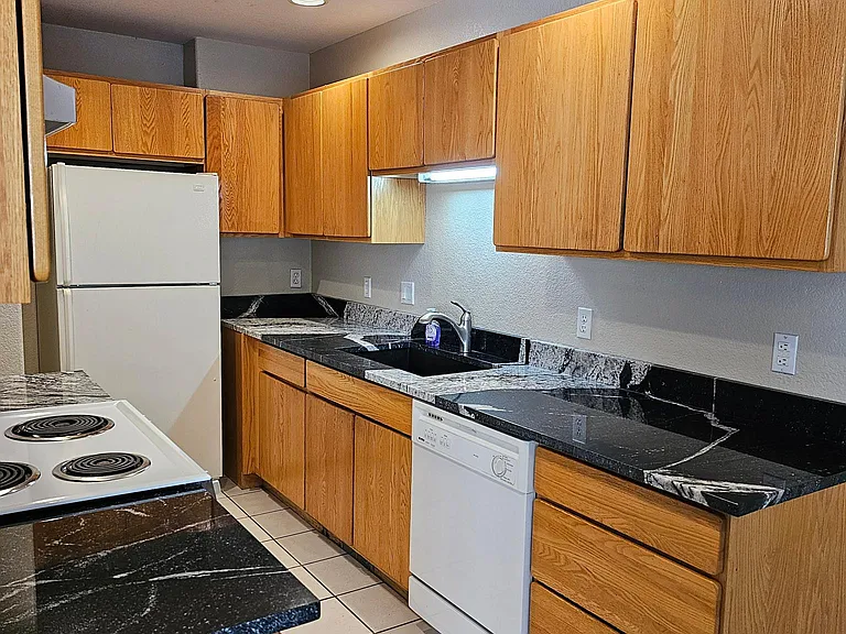 622 Ridgeview Dr — Photo 8