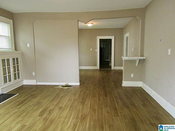 4th image of 7337 Queenstown Ave