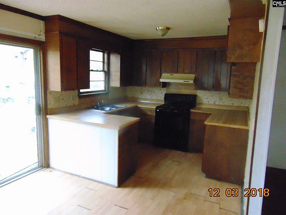 3rd image of 324 Chatteris Rd