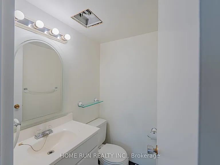 555 Brittany Dr #1111 — Photo 39