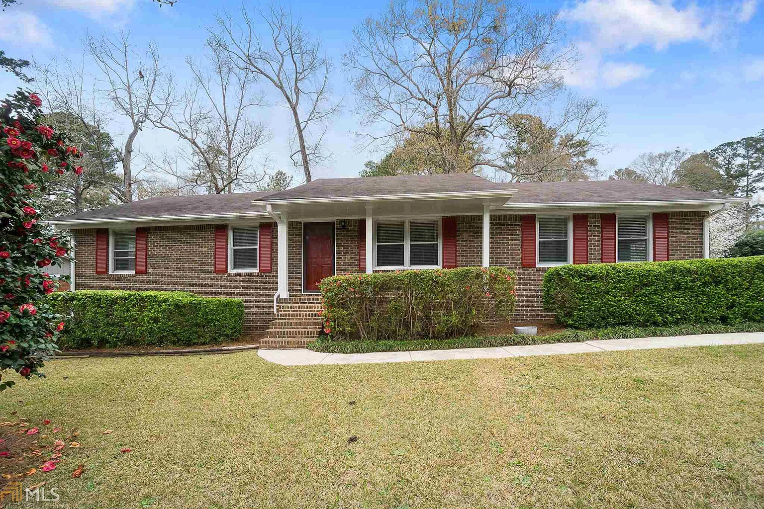 131 McKinley Dr photo 1