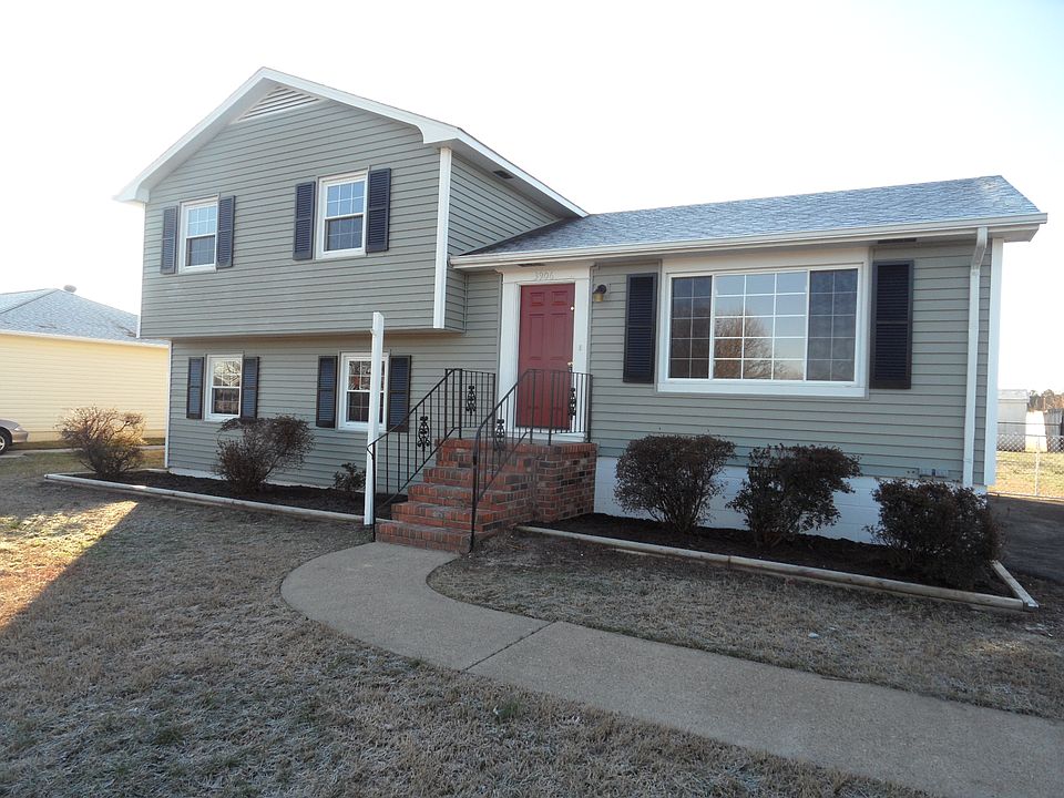 1st image of 3906 Yorktown Dr