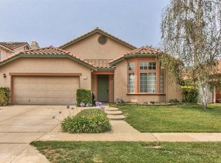 1202 Pickford Way, Salinas, CA 93906