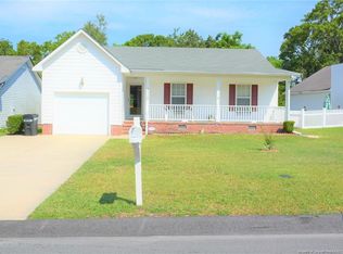 3112 Winesap Rd, Hope Mills, NC 28348