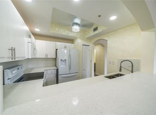 8882 W Flagler St APT 208, Miami, FL 33174