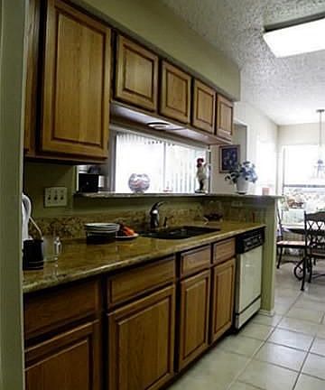 4th image of 1633 Piedmont Pl