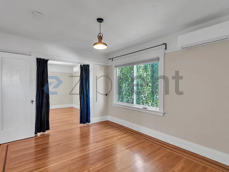 5737 Claremont Ave — Photo 14