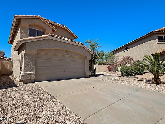 4th image of 2916 E AMBER RIDGE Way