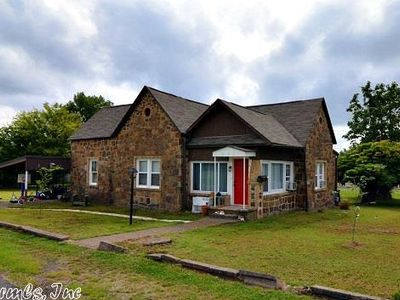 300 11th St, Mena, AR, 71953