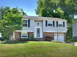 404 Rampart Blvd, New Kensington, PA 15068