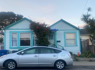 306 Park St, Pacific Grove, CA 93950