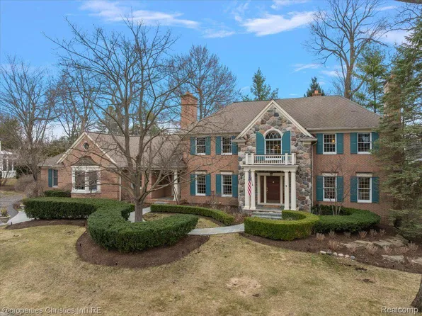 400 Hamilton Rd, Bloomfield Hills, MI 48301