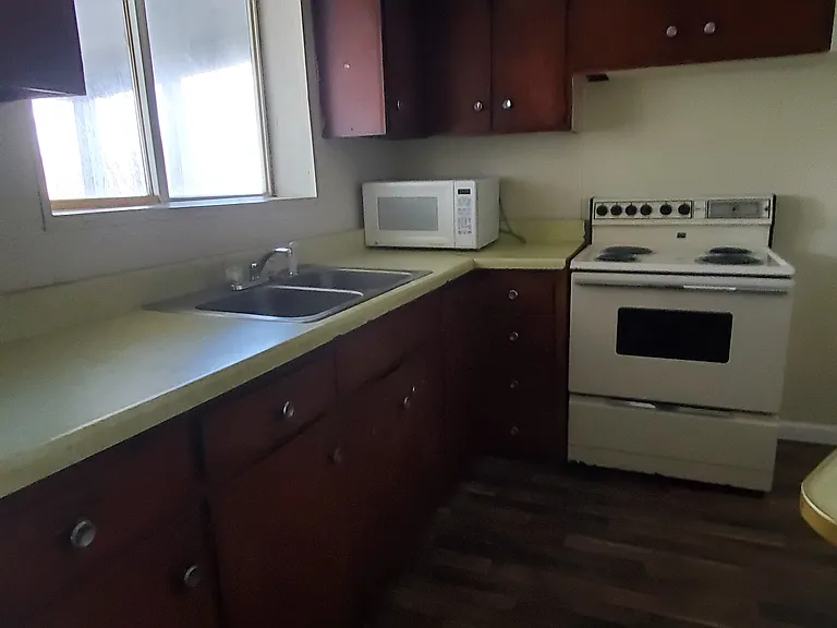 1031 Thornton Ave #2 — Photo 2