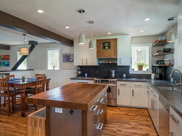 171 Cranbrook Rd — Photo 8