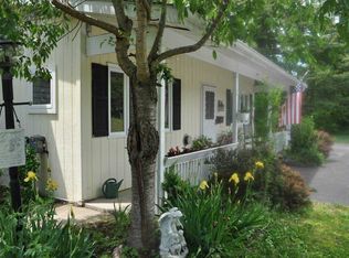 1022 Jackson Corners Rd, Red Hook, NY 12571