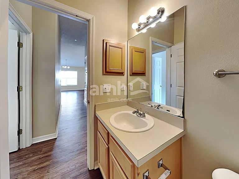 554 Sedgewood Cir — Photo 14