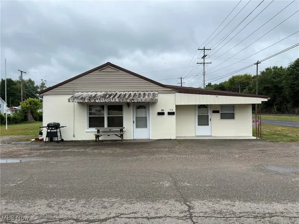 132 N 10th St, Byesville, OH 43723