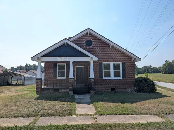 94 Cothran St, Ninety Six, SC 29666