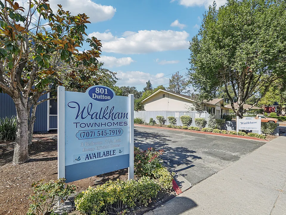 Walkham Townhomes