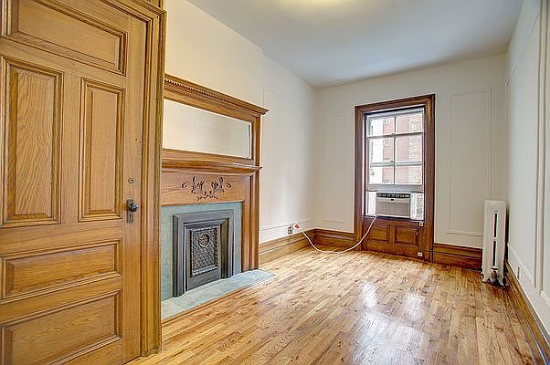 1st image of 104 W 80th St APT 11