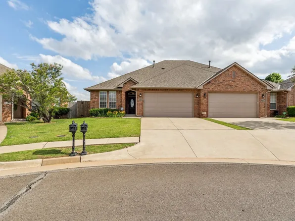 11312 NW 121st Pl, Yukon, OK 73099