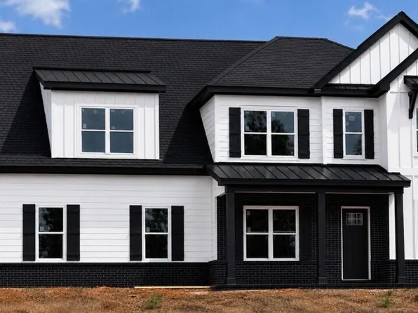 1746 Cardinal Dr, Griffin, GA 30223