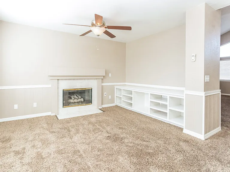5120 Palo Pinto Ln — Photo 3