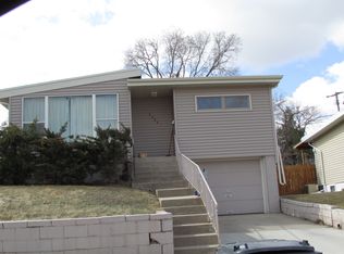 2505 Arrow St, Rapid City, SD 57702