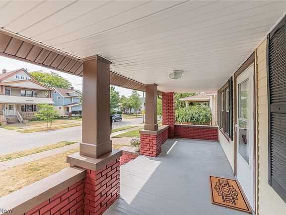 4th image of 3702 W 136th St